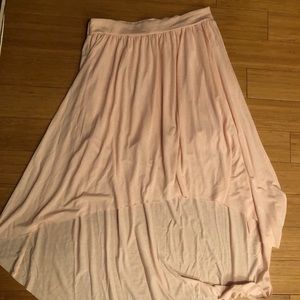 American Eagle pink flowy skirt